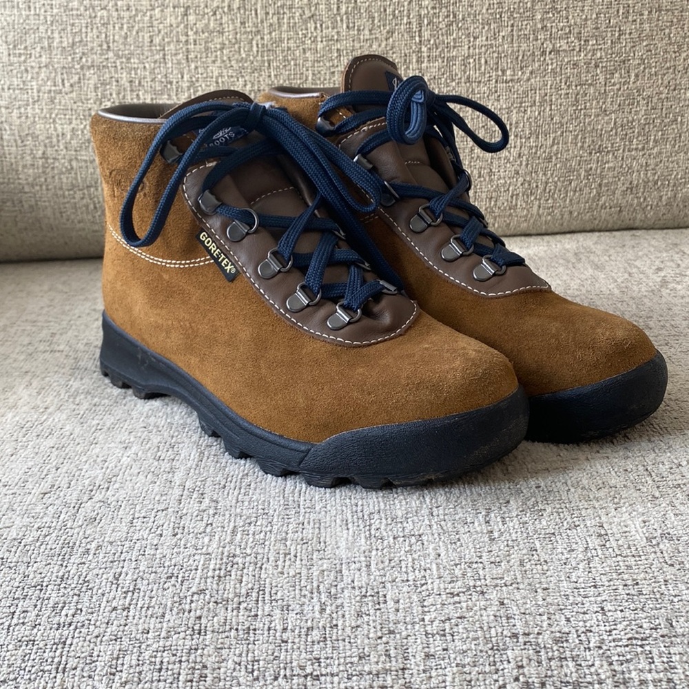 Vasque GTX women’s hiking boots- size 10